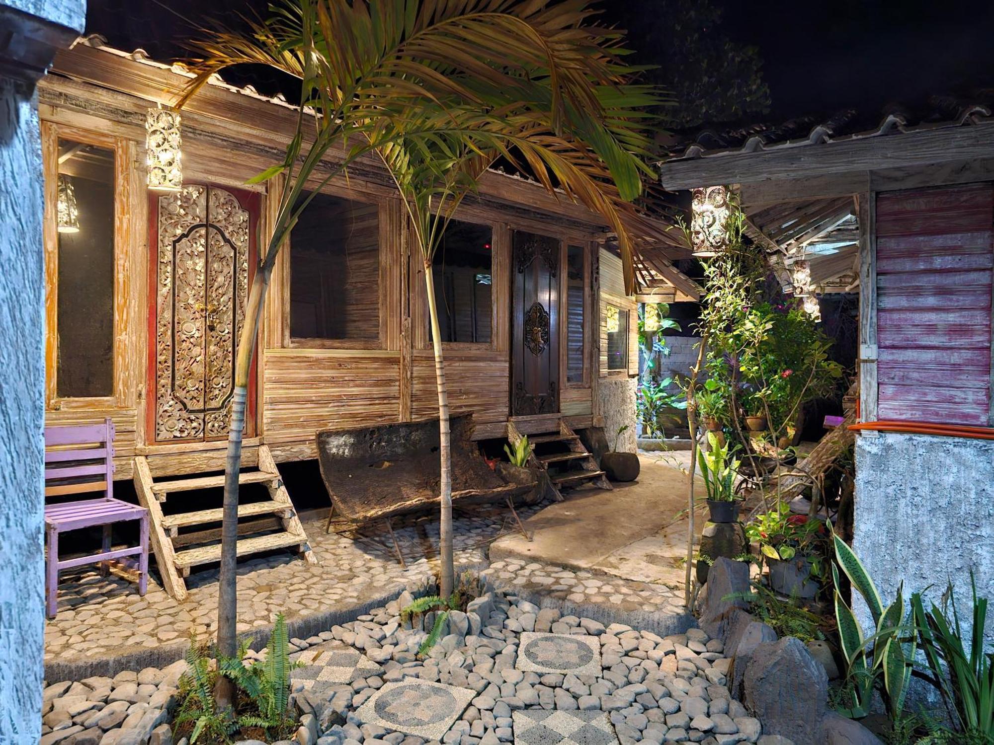 Funky Place Lovina Beach Extérieur photo