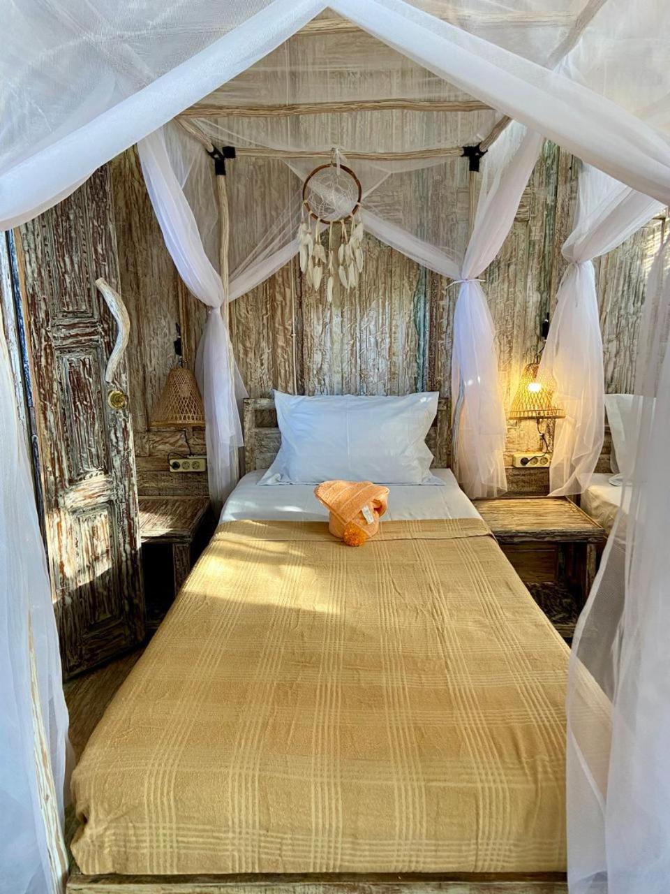 Funky Place Lovina Beach Extérieur photo